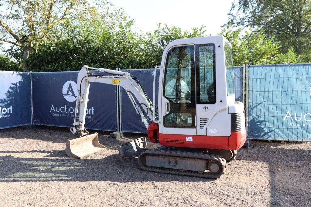 Minibagger van het type Takeuchi TB016, Gebrauchtmaschine in Antwerpen (Foto 3)