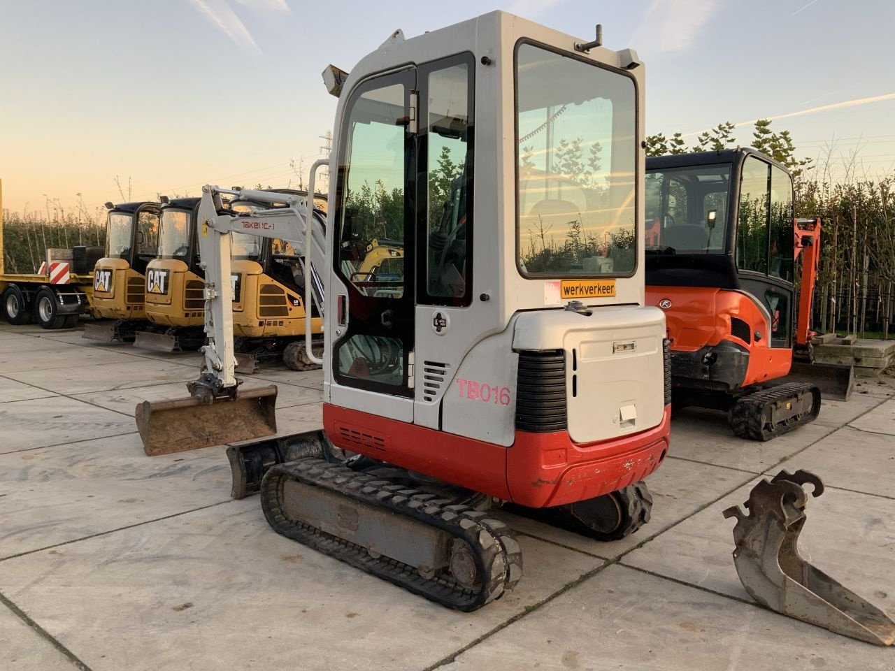 Minibagger del tipo Takeuchi Tb016, Gebrauchtmaschine In Kesteren (Immagine 3)