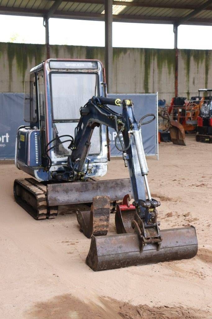 Minibagger van het type Takeuchi TB020, Gebrauchtmaschine in Antwerpen (Foto 8)