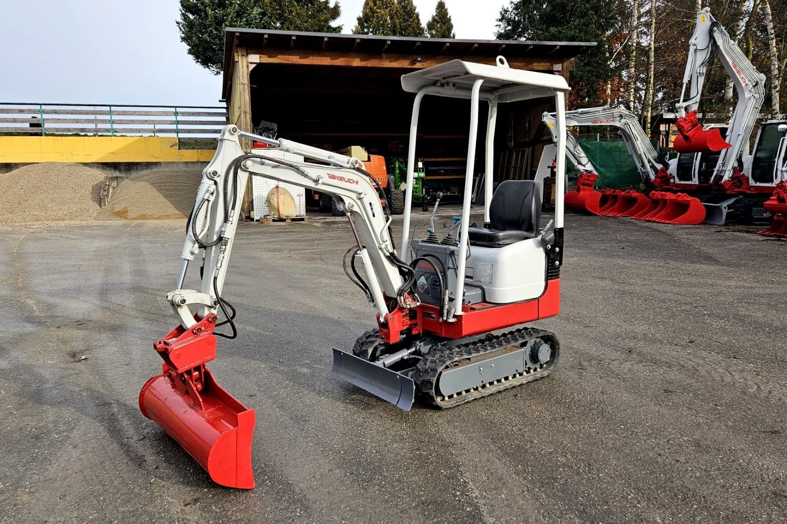 Minibagger del tipo Takeuchi TB108, Gebrauchtmaschine In Gabersdorf (Immagine 1)