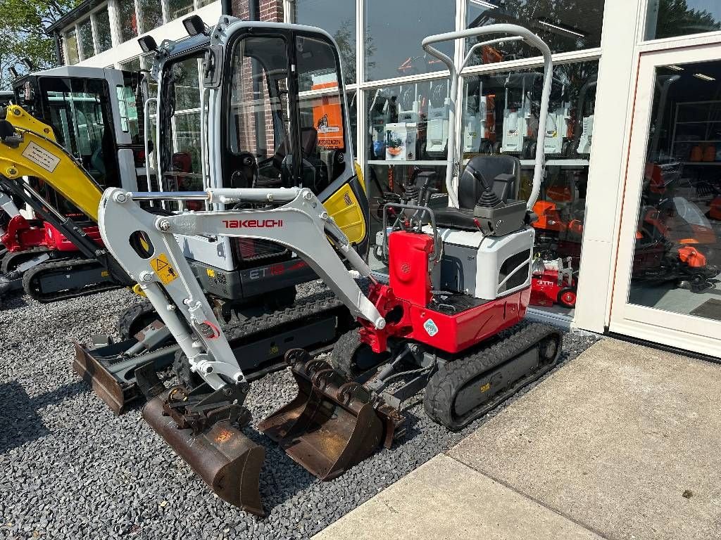 Minibagger van het type Takeuchi TB210 Geresrerveerd, Gebrauchtmaschine in Kockengen (Foto 1)