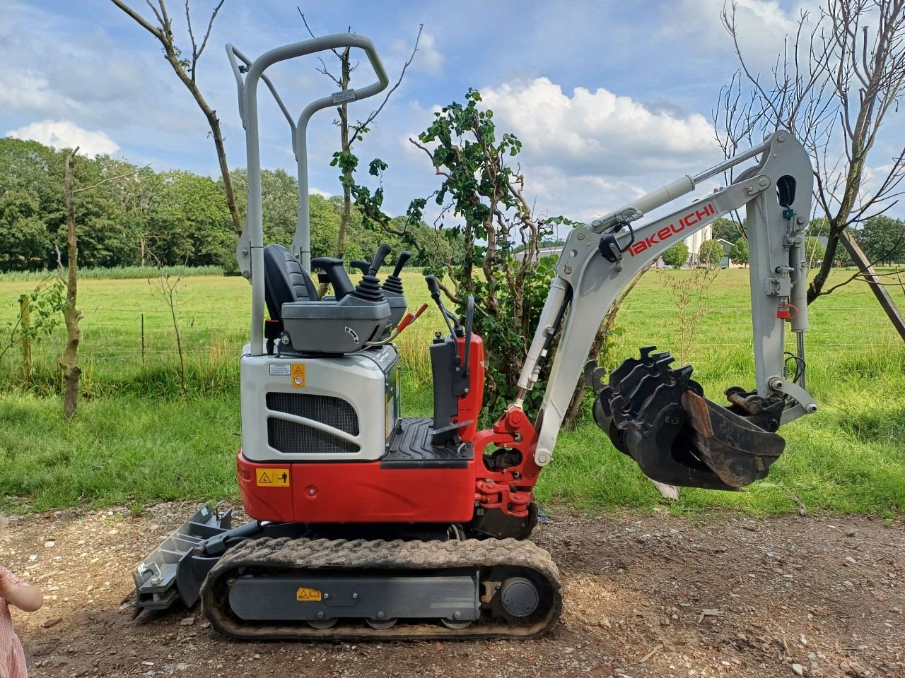 Minibagger des Typs Takeuchi TB210R TB210, Gebrauchtmaschine in Terschuur (Bild 3)