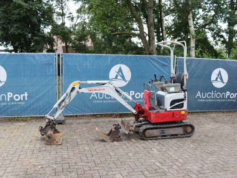 Minibagger del tipo Takeuchi TB210R, Gebrauchtmaschine en Antwerpen (Imagen 1)