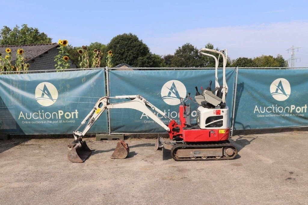 Minibagger of the type Takeuchi TB210R, Gebrauchtmaschine in Antwerpen (Picture 2)