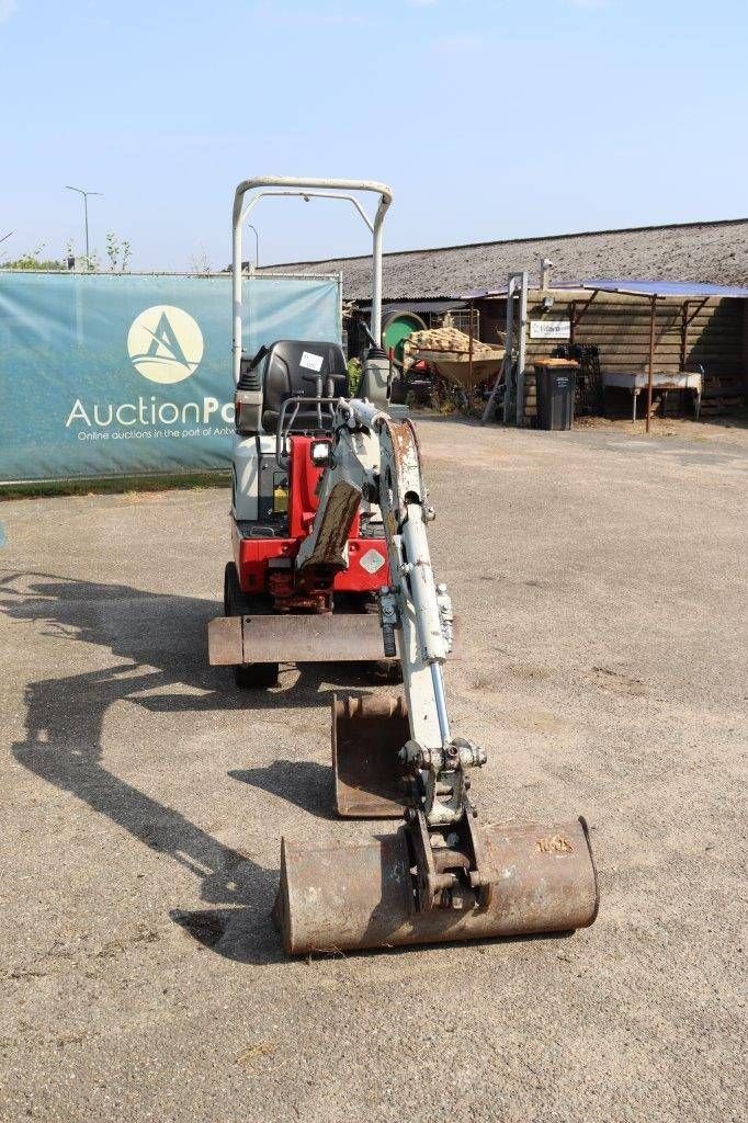 Minibagger типа Takeuchi TB210R, Gebrauchtmaschine в Antwerpen (Фотография 8)