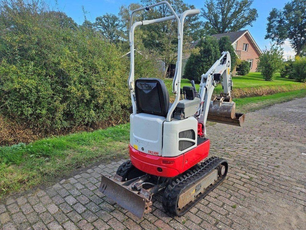 Minibagger typu Takeuchi TB210R, Gebrauchtmaschine w Antwerpen (Zdjęcie 10)