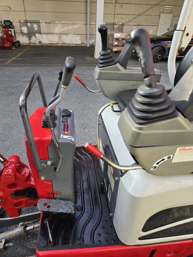 Minibagger tip Takeuchi TB210R, Gebrauchtmaschine in Gabersdorf (Poză 17)