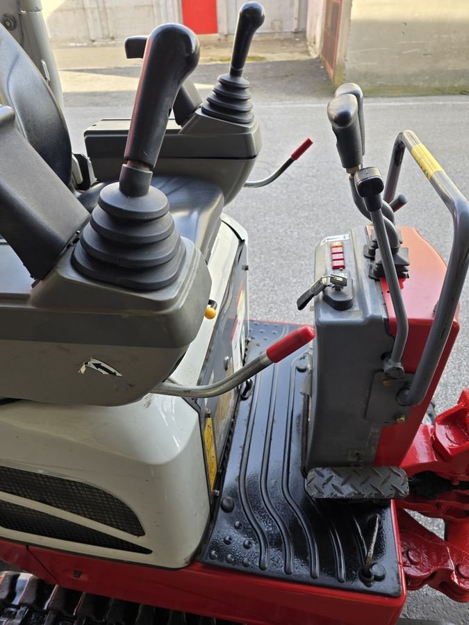 Minibagger tip Takeuchi TB210R, Gebrauchtmaschine in Gabersdorf (Poză 8)