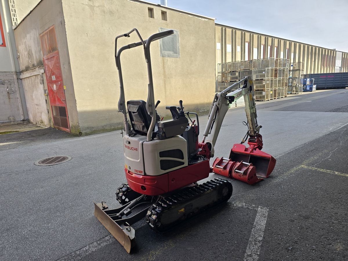 Minibagger tip Takeuchi TB210R, Gebrauchtmaschine in Gabersdorf (Poză 4)