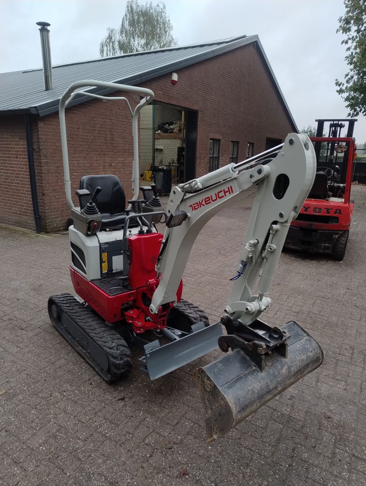 Minibagger del tipo Takeuchi Tb210r, Gebrauchtmaschine en Veldhoven (Imagen 6)