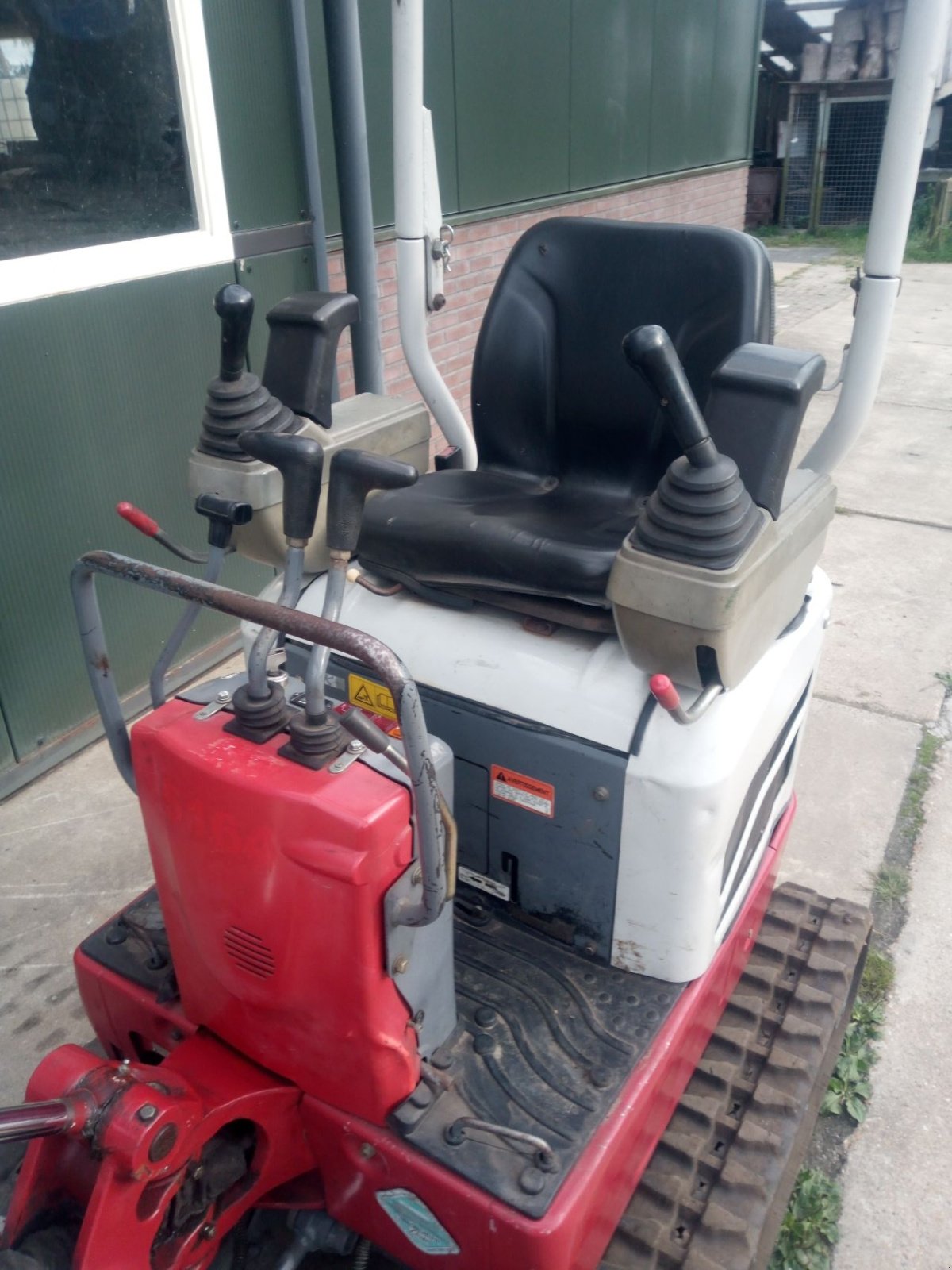 Minibagger typu Takeuchi TB210R, Gebrauchtmaschine w Waverveen (Zdjęcie 4)