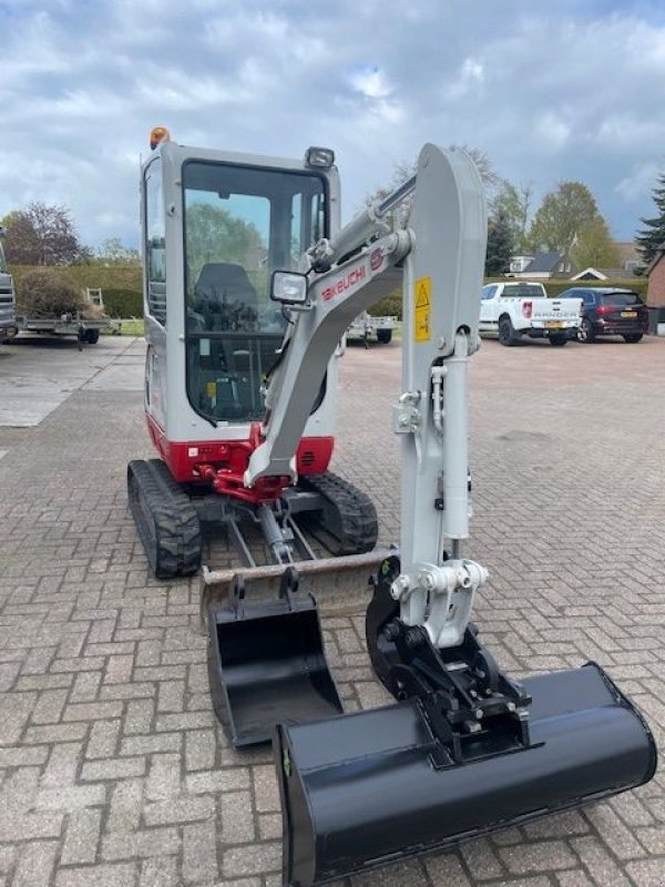 Minibagger des Typs Takeuchi TB216, Gebrauchtmaschine in Hardegarijp (Bild 5)