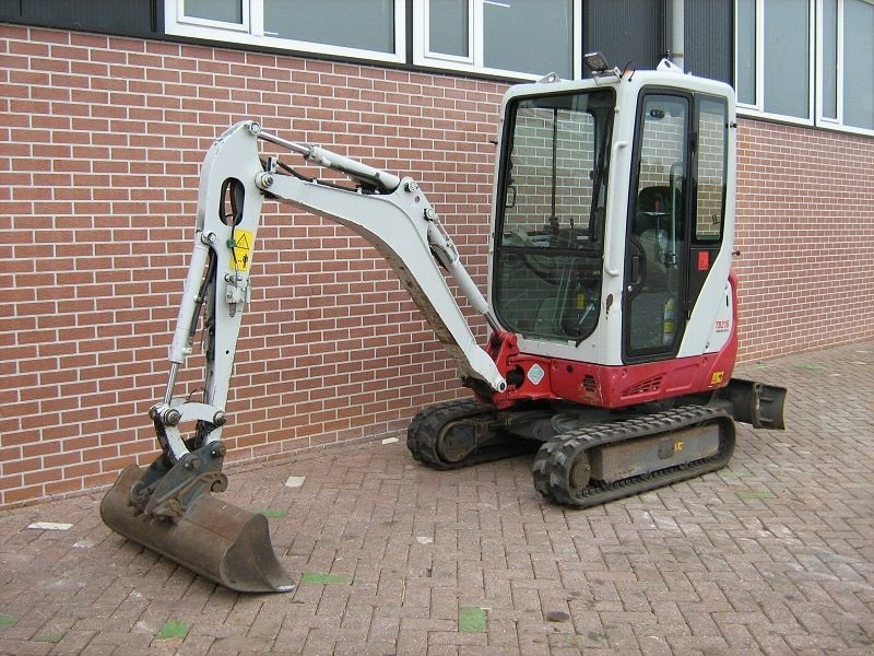 Minibagger van het type Takeuchi TB216, Gebrauchtmaschine in Barneveld (Foto 1)