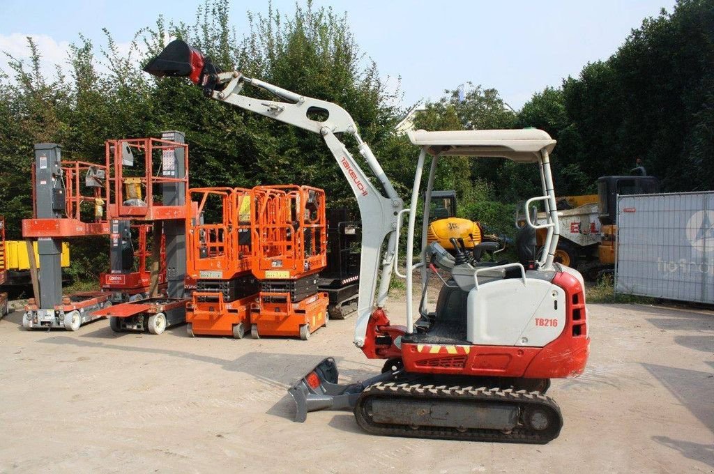 Minibagger Türe ait Takeuchi TB216, Gebrauchtmaschine içinde Antwerpen (resim 4)