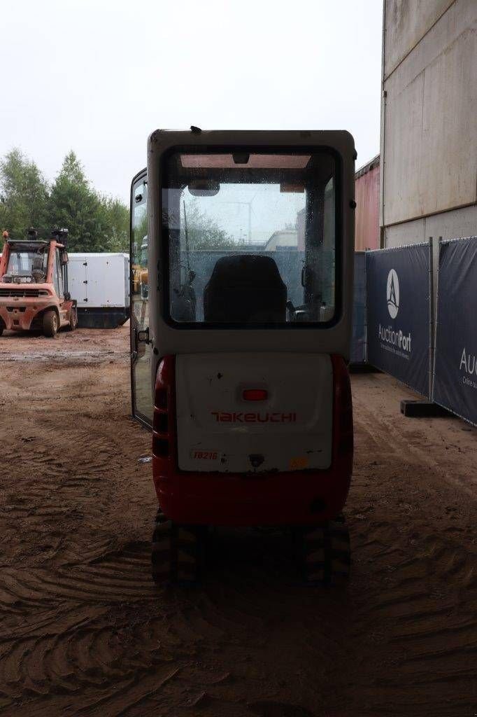 Minibagger typu Takeuchi TB216, Gebrauchtmaschine v Antwerpen (Obrázek 5)