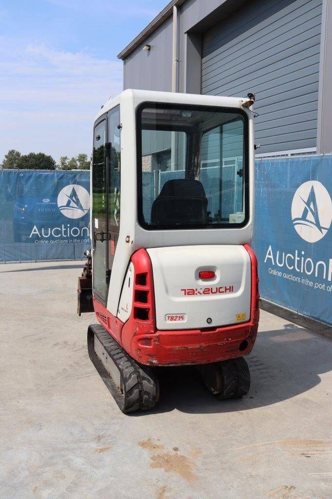 Minibagger del tipo Takeuchi TB216, Gebrauchtmaschine en Antwerpen (Imagen 4)