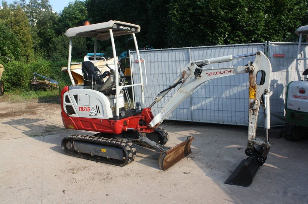 Minibagger του τύπου Takeuchi TB216, Gebrauchtmaschine σε Antwerpen (Φωτογραφία 3)