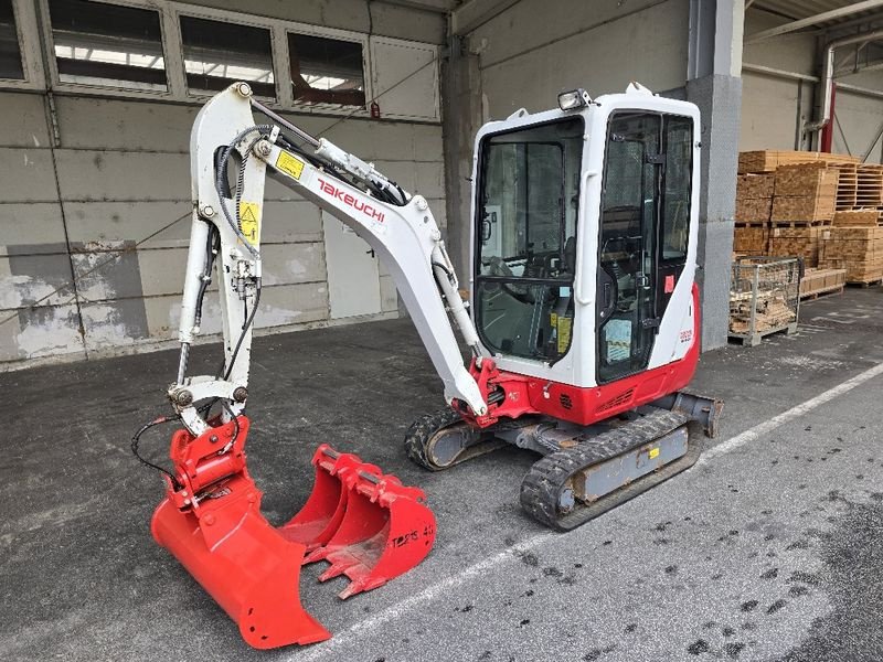 Minibagger des Typs Takeuchi TB216, Gebrauchtmaschine in Gabersdorf