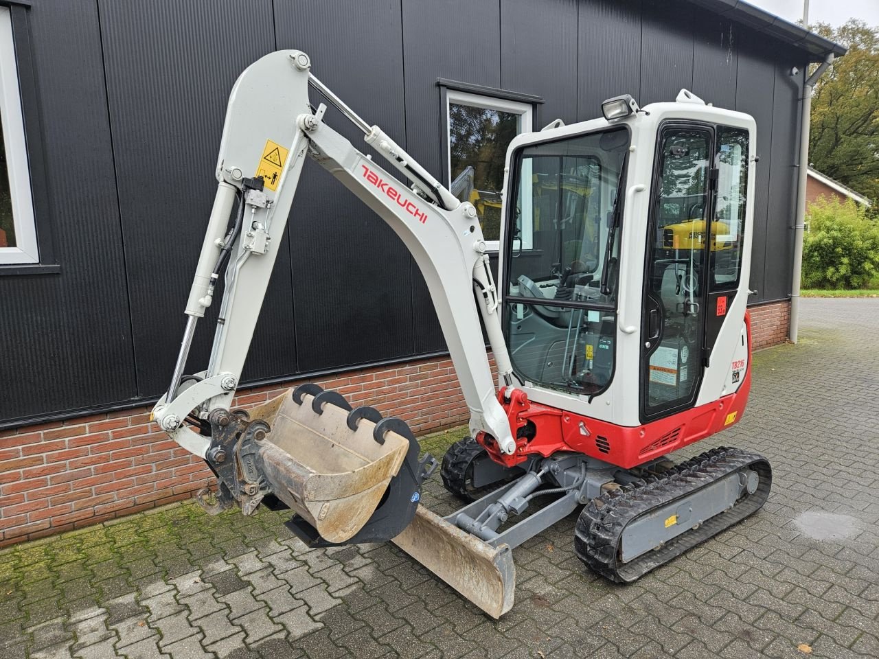 Minibagger van het type Takeuchi TB216, Gebrauchtmaschine in Haaksbergen (Foto 2)