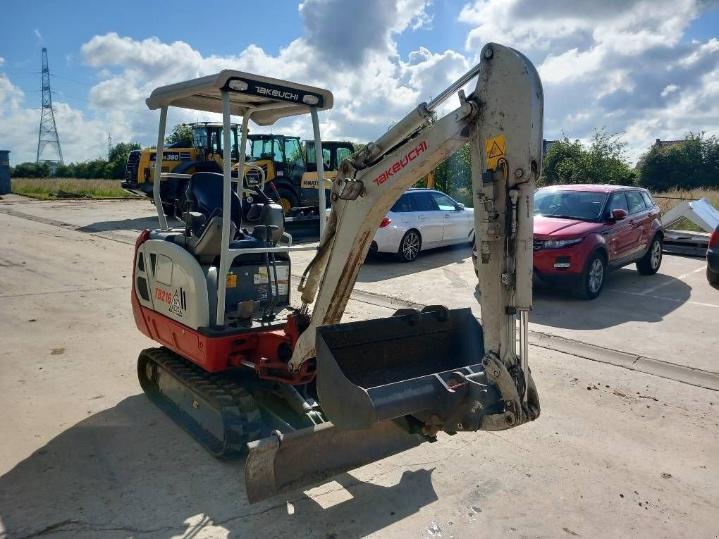 Minibagger типа Takeuchi TB216, Gebrauchtmaschine в Overijse (Фотография 1)