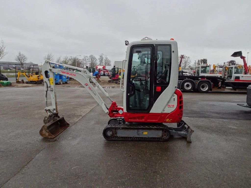 Minibagger typu Takeuchi TB216, Gebrauchtmaschine w Zutphen (Zdjęcie 9)