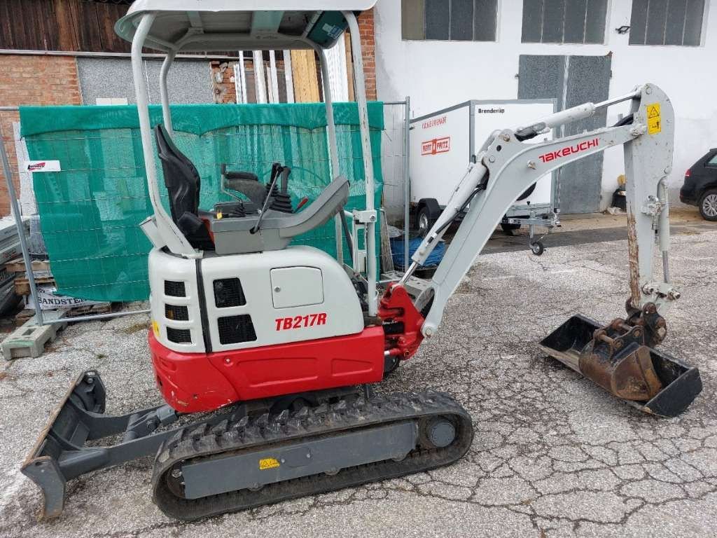 Minibagger Türe ait Takeuchi TB217R, Gebrauchtmaschine içinde Gabersdorf (resim 3)