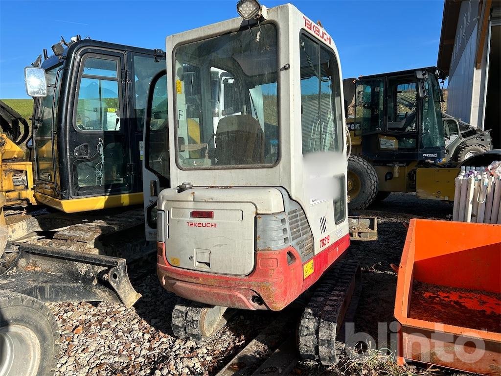 Minibagger des Typs Takeuchi TB219, Gebrauchtmaschine in Düsseldorf (Bild 3)