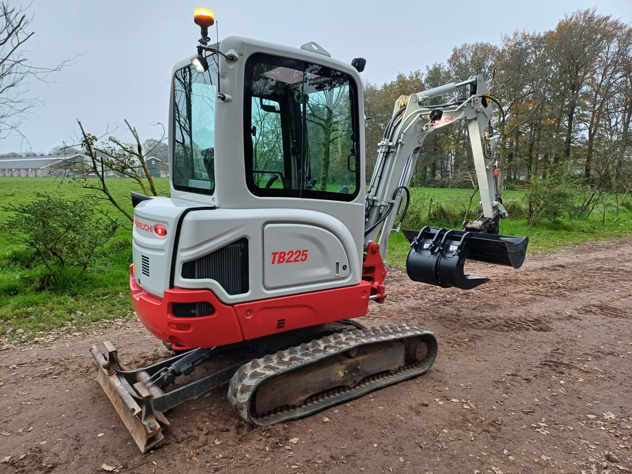 Minibagger a típus Takeuchi TB225, Gebrauchtmaschine ekkor: Terschuur (Kép 7)