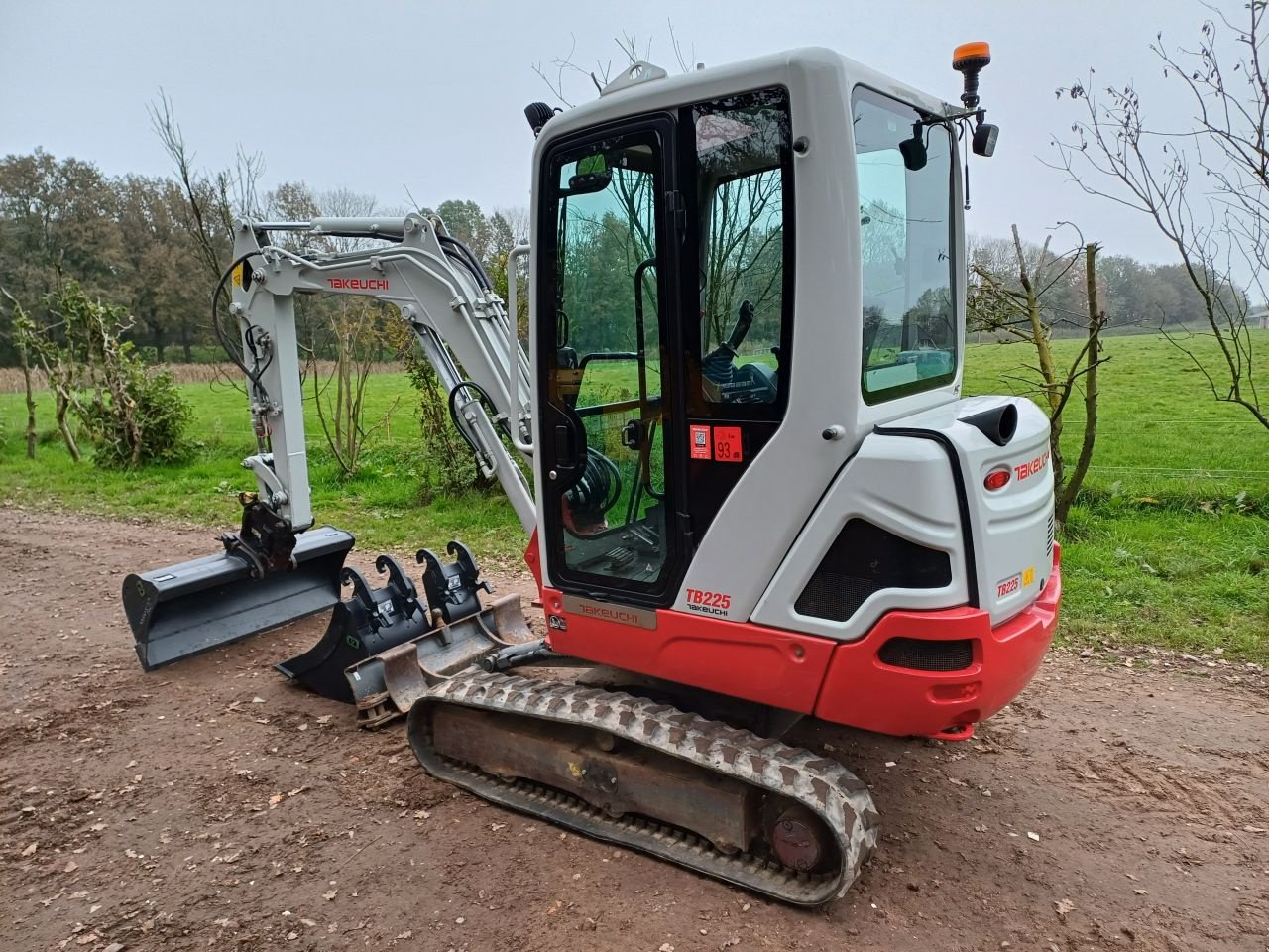 Minibagger a típus Takeuchi TB225, Gebrauchtmaschine ekkor: Terschuur (Kép 2)