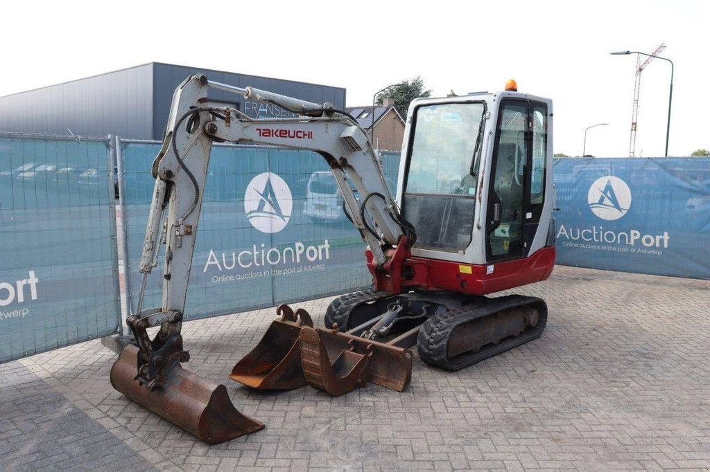 Minibagger Türe ait Takeuchi TB228, Gebrauchtmaschine içinde Antwerpen (resim 9)