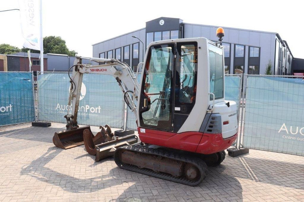 Minibagger Türe ait Takeuchi TB228, Gebrauchtmaschine içinde Antwerpen (resim 3)