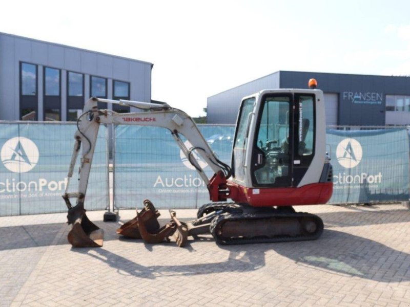 Minibagger typu Takeuchi TB228, Gebrauchtmaschine w Antwerpen (Zdjęcie 1)