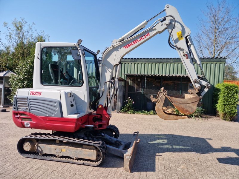 Minibagger des Typs Takeuchi TB228, Gebrauchtmaschine in Oirschot