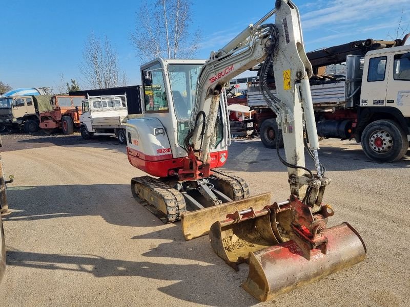 Minibagger typu Takeuchi TB230, Gebrauchtmaschine w Gabersdorf (Zdjęcie 18)