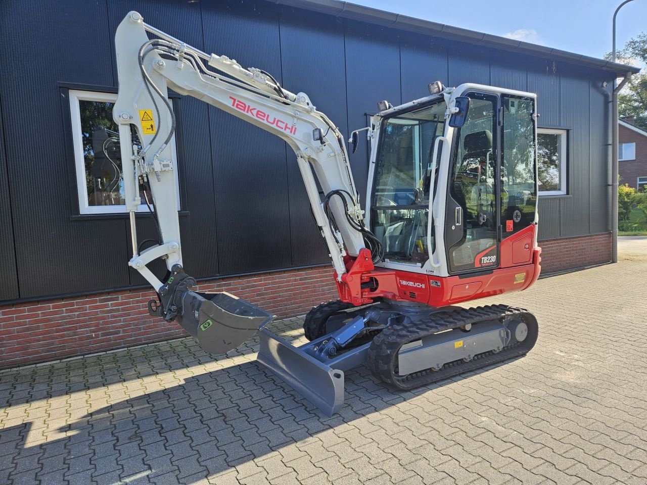 Minibagger des Typs Takeuchi TB230, Gebrauchtmaschine in Haaksbergen (Bild 5)