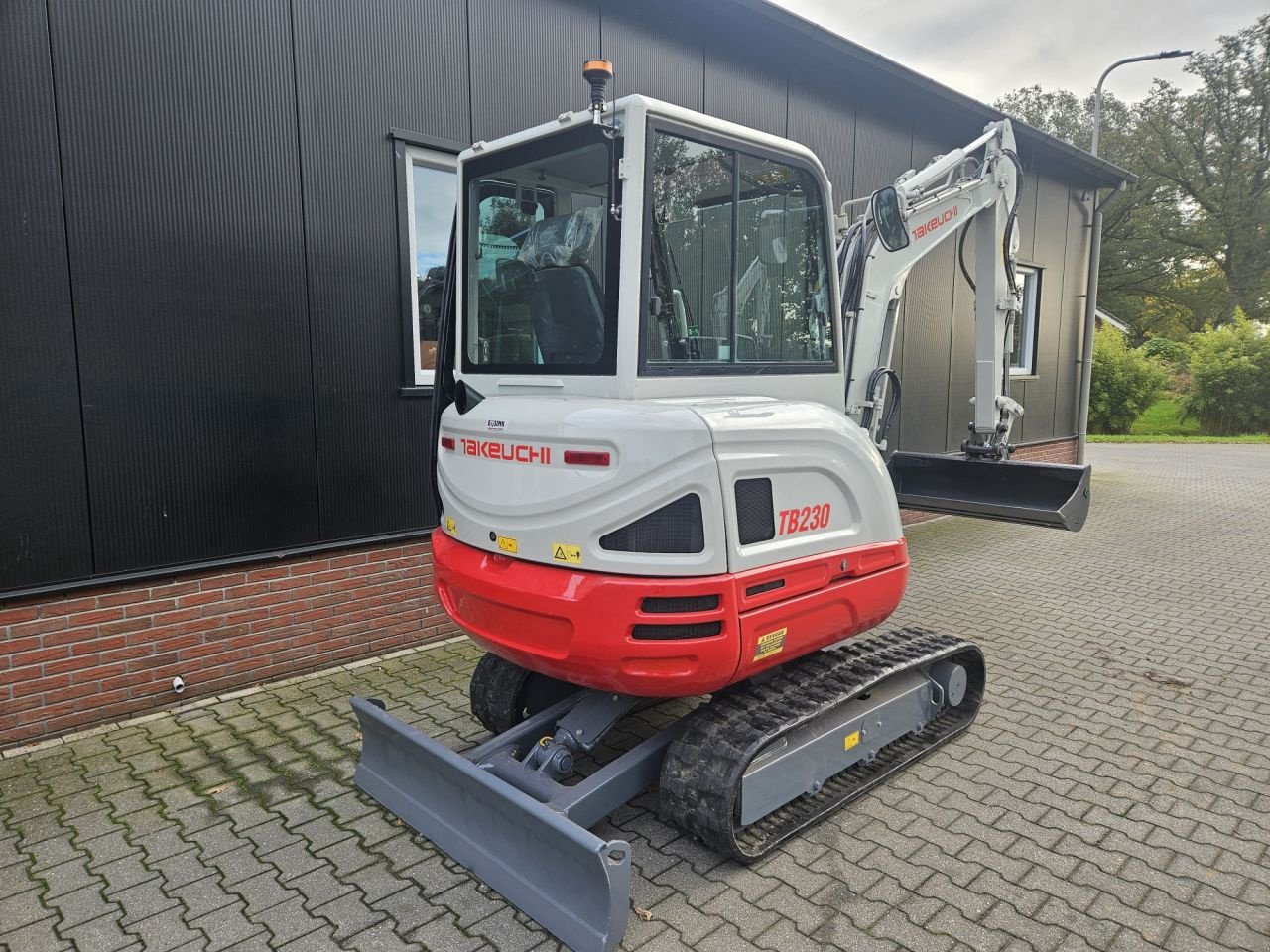 Minibagger tip Takeuchi TB230, Gebrauchtmaschine in Haaksbergen (Poză 10)