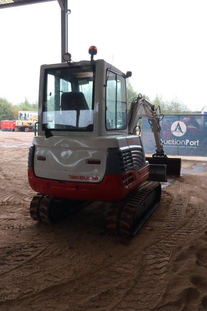 Minibagger des Typs Takeuchi TB235, Gebrauchtmaschine in Antwerpen (Bild 7)