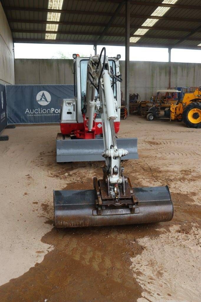 Minibagger typu Takeuchi TB235, Gebrauchtmaschine v Antwerpen (Obrázek 8)