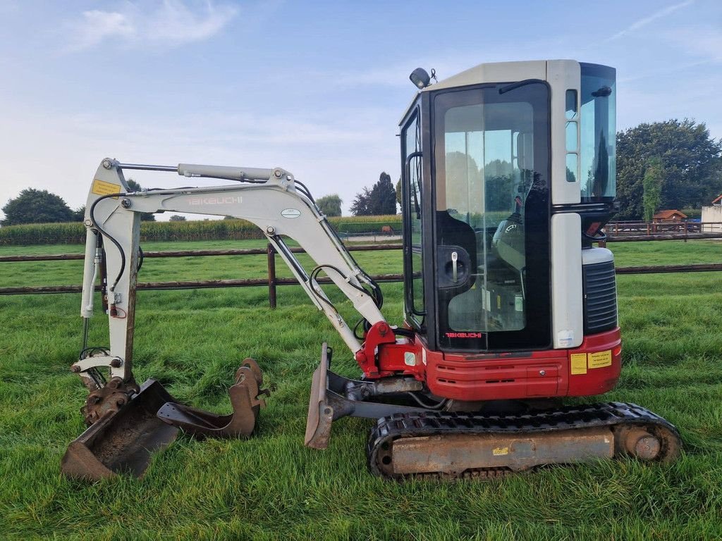 Minibagger of the type Takeuchi TB23R, Gebrauchtmaschine in Antwerpen (Picture 1)