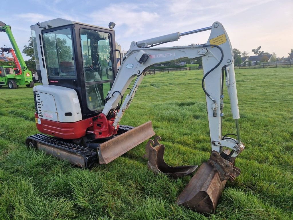 Minibagger Türe ait Takeuchi TB23R, Gebrauchtmaschine içinde Antwerpen (resim 5)