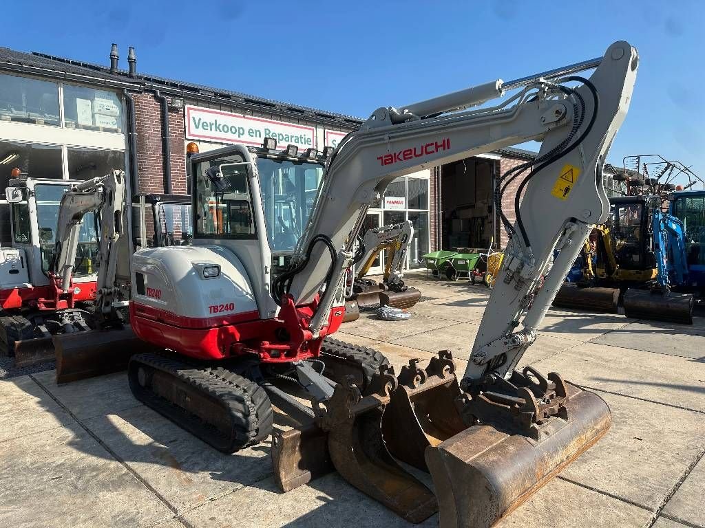 Minibagger Türe ait Takeuchi TB240, Gebrauchtmaschine içinde Kockengen (resim 3)