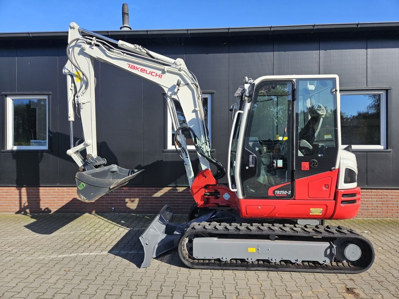 Minibagger of the type Takeuchi TB250-2, Gebrauchtmaschine in Haaksbergen (Picture 1)