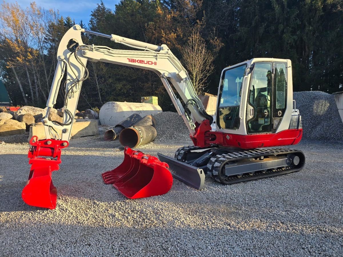 Minibagger du type Takeuchi TB250, Gebrauchtmaschine en Gabersdorf (Photo 2)