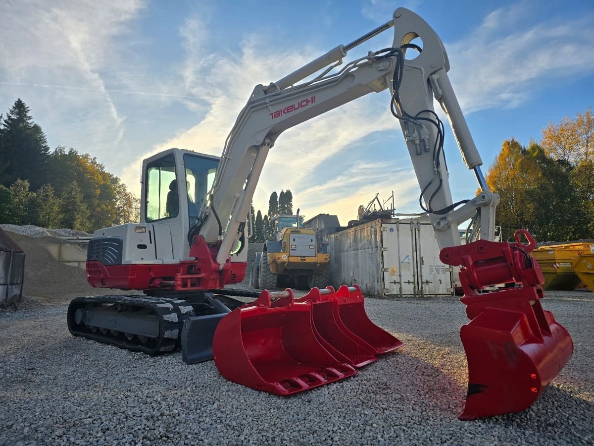 Minibagger du type Takeuchi TB250, Gebrauchtmaschine en Gabersdorf (Photo 4)