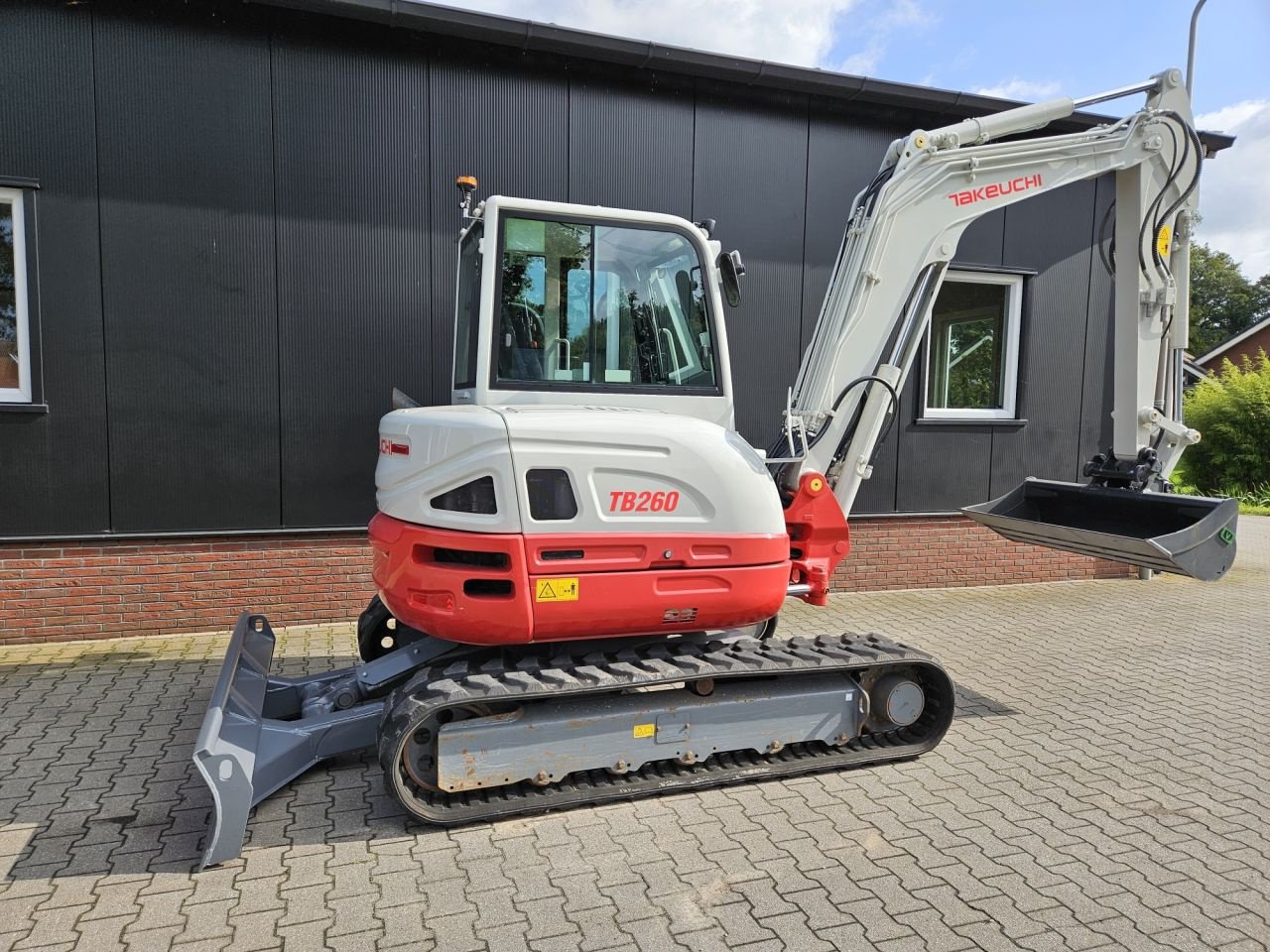 Minibagger типа Takeuchi TB260 Stage V, Gebrauchtmaschine в Haaksbergen (Фотография 8)