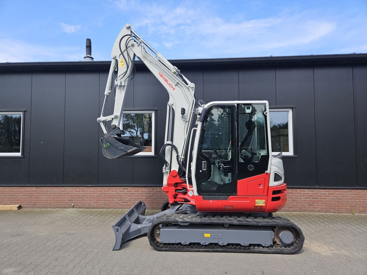 Minibagger tipa Takeuchi TB260, Gebrauchtmaschine u Haaksbergen (Slika 1)