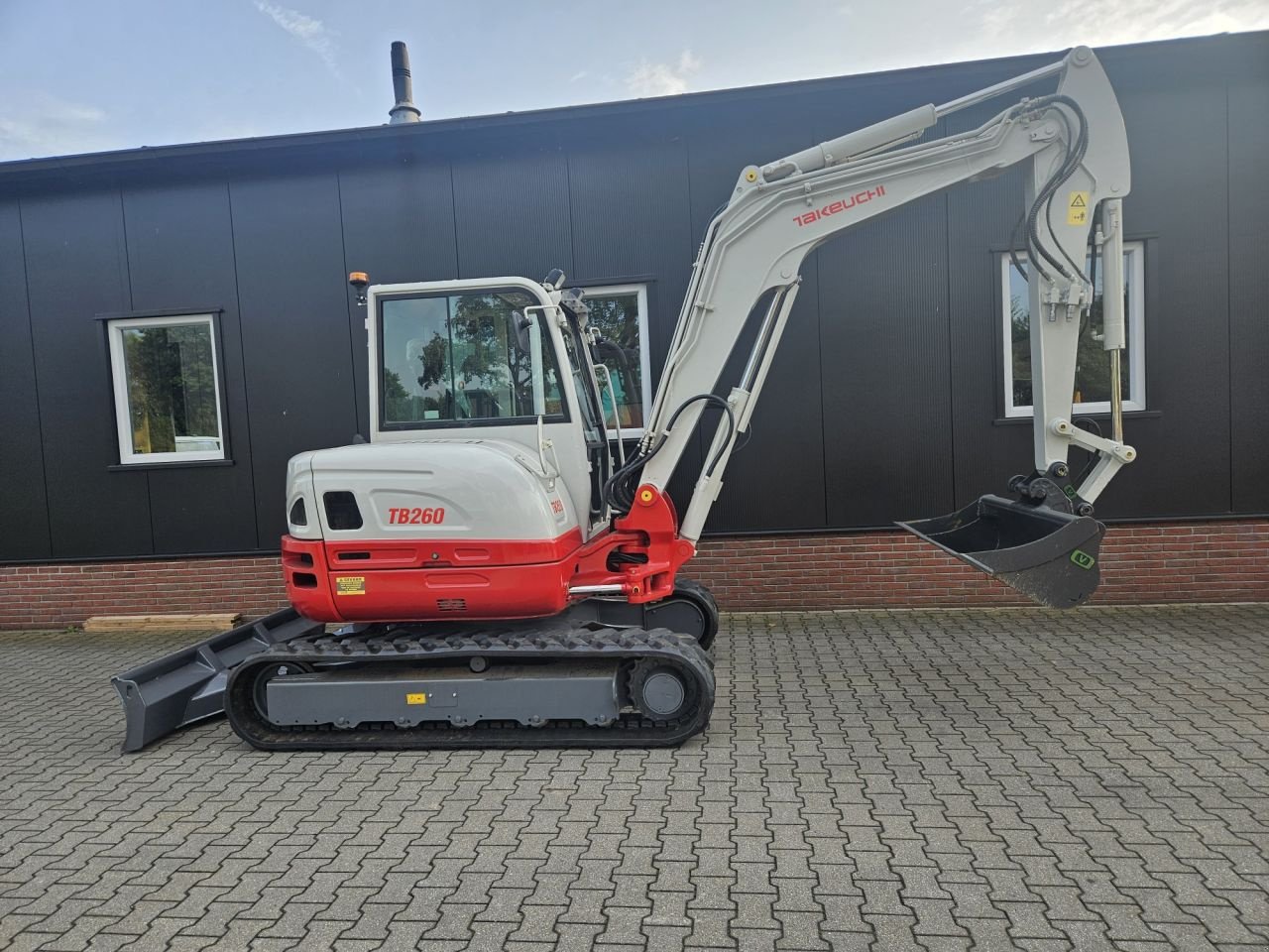 Minibagger typu Takeuchi TB260, Gebrauchtmaschine v Haaksbergen (Obrázek 7)