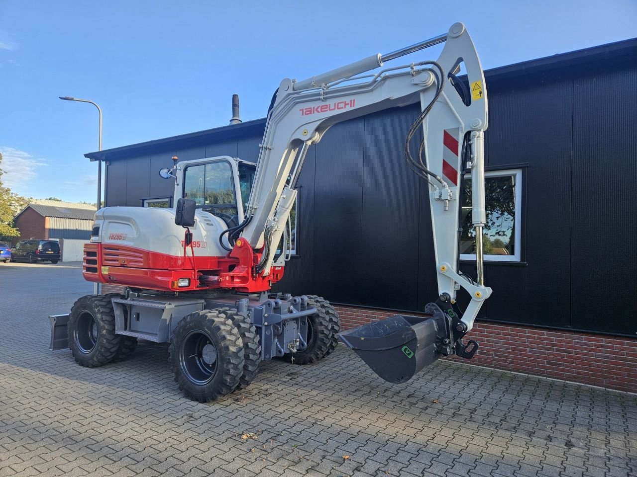 Minibagger du type Takeuchi TB295W, Gebrauchtmaschine en Haaksbergen (Photo 7)