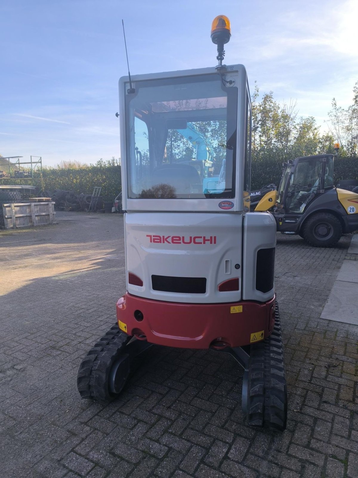 Minibagger van het type Takeuchi TB325R, Gebrauchtmaschine in Hardegarijp (Foto 8)