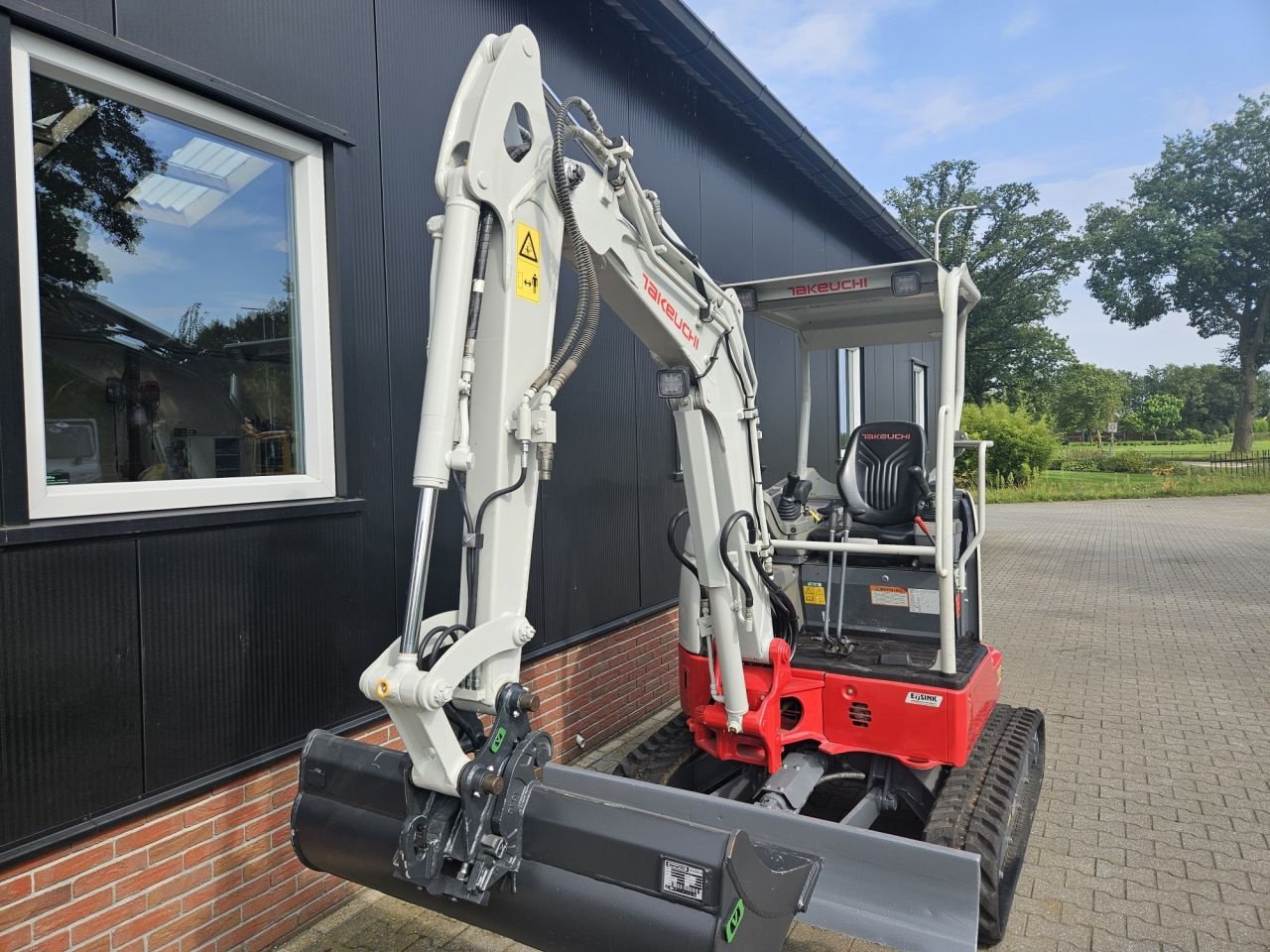 Minibagger del tipo Takeuchi TB325R, Gebrauchtmaschine en Haaksbergen (Imagen 5)